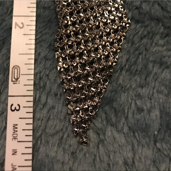 🍀Silver Earrings - Picture 3 of 3